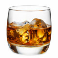 Licor em Plum Japonais